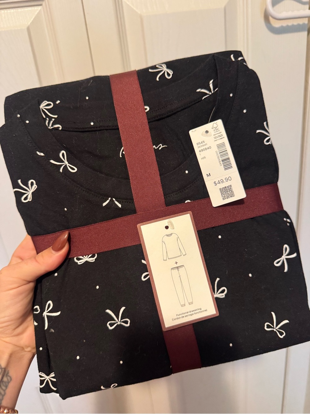 Black Bow-Print Pajama Set